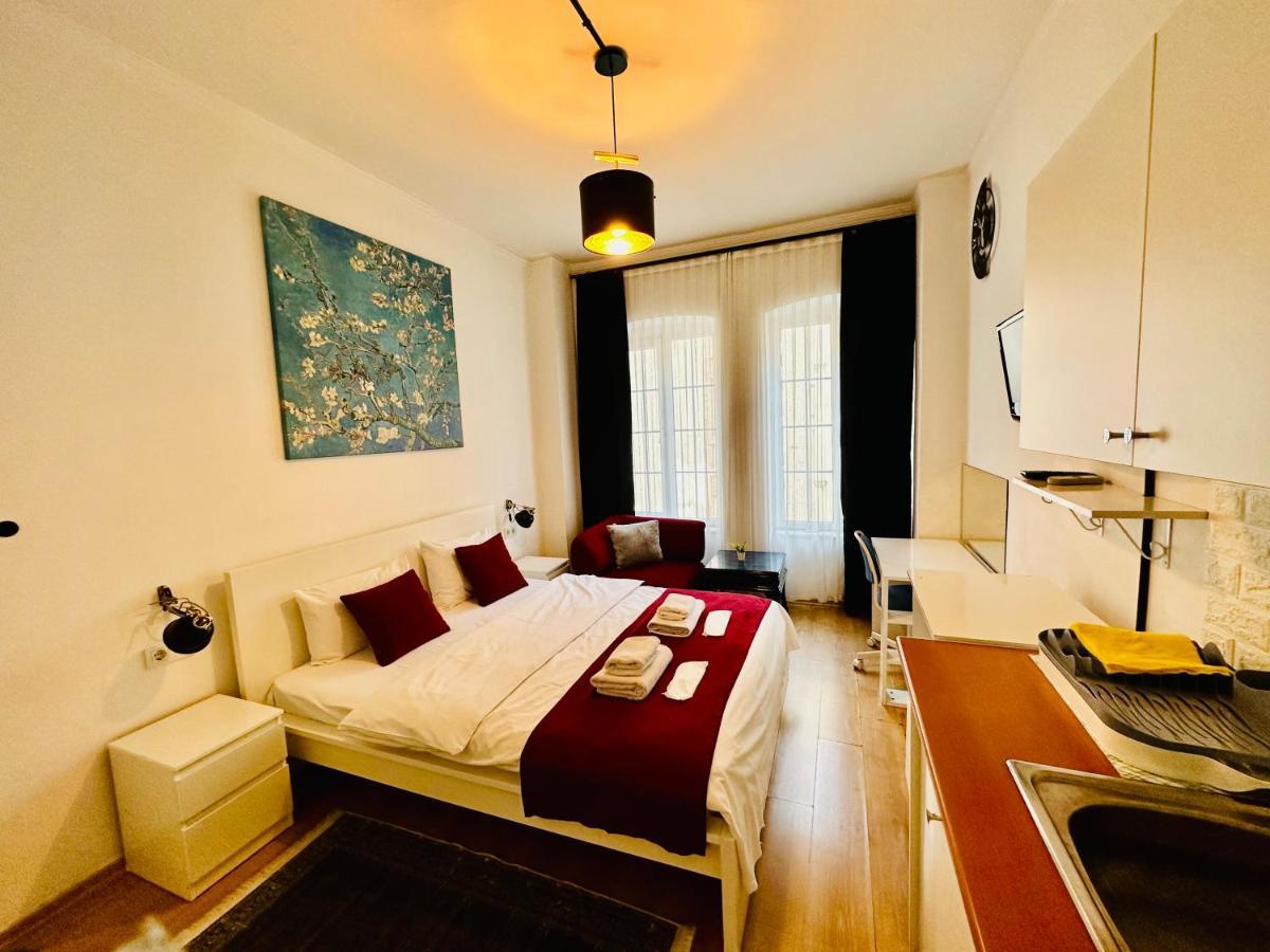Aram Galata Suites Истанбул Екстериор снимка