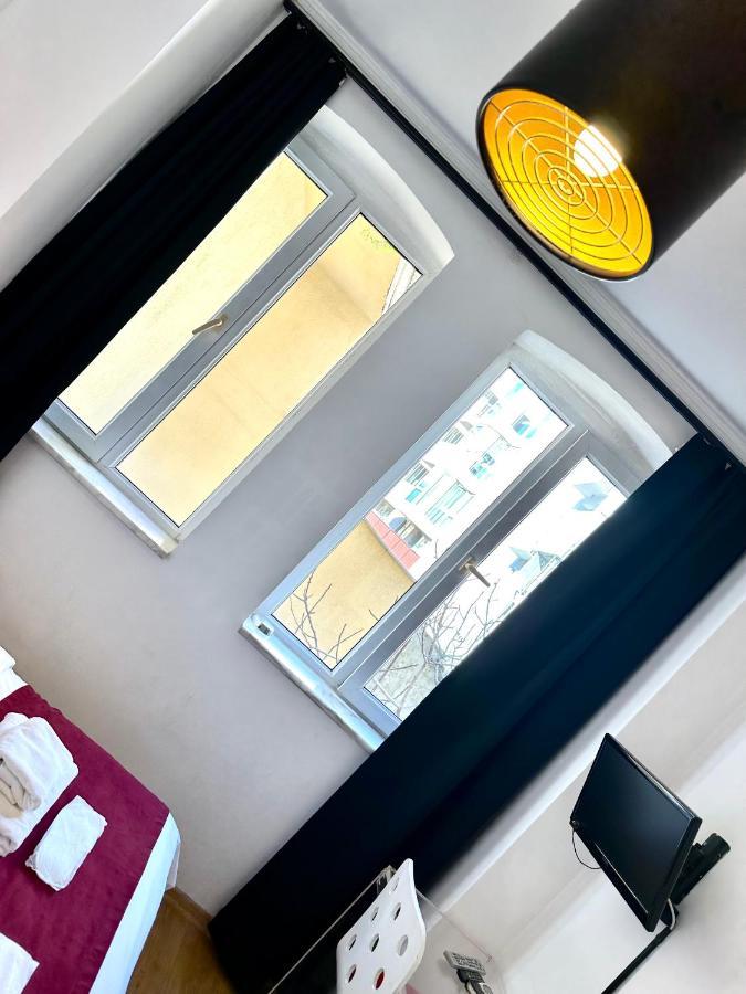 Aram Galata Suites Истанбул Екстериор снимка