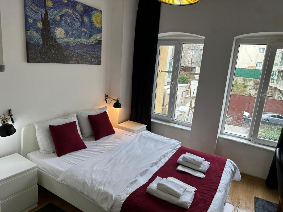 Aram Galata Suites Истанбул Екстериор снимка