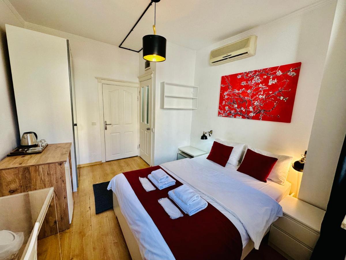 Aram Galata Suites Истанбул Екстериор снимка