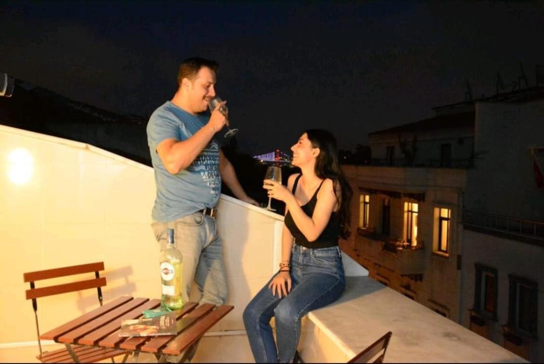 Aram Galata Suites Истанбул Екстериор снимка