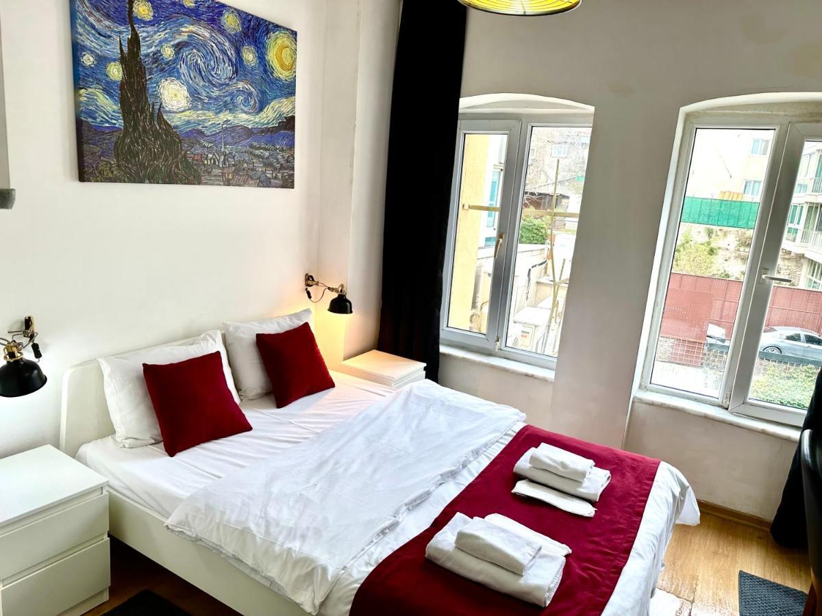 Aram Galata Suites Истанбул Екстериор снимка